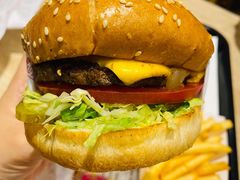 -The Habit Burger Grill 哈比特汉堡(爱琴海店)