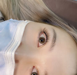 -七月美睫 美甲