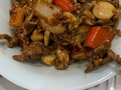 红烧青蛙-英子家庭菜馆(系马桩店)