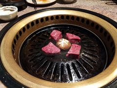 -炼火烤肉店