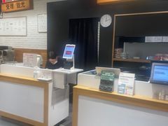 -JINS (上海虹桥南丰城店)