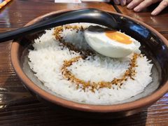 -黑白电视长沙小吃(美林M·LIVE天地东座店)