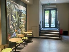 -星巴克臻选(南京金茂览秀城店)