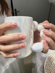-尤米一站式美甲美睫
