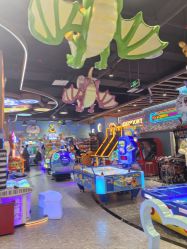 -卡通尼乐园(武汉凯德1818店)