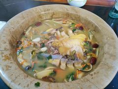 -抚仙湖生态石锅鱼野生菌(告庄店)