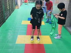 -四叶草托育园(张江园店)