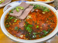 -伊京轩兰州牛肉面(闹市口店)