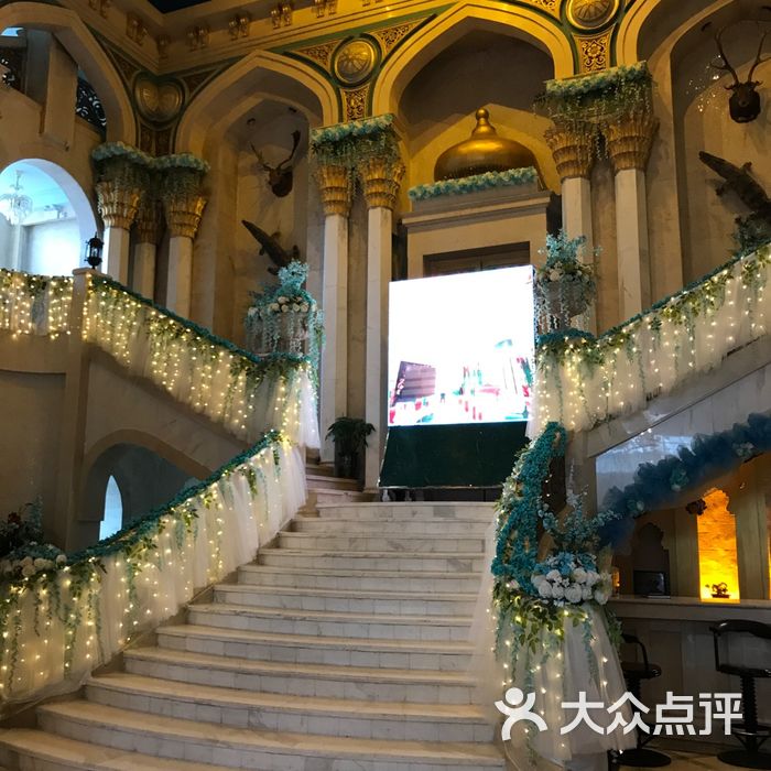 突玛丽斯大饭店