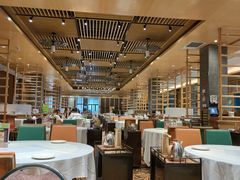 大堂-稻香酒家·34年老字号·港式粤菜(汉街店)
