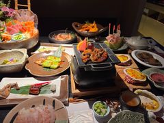 -花潮料理艺食馆(成都万象城店)