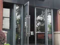 门面-星巴克(西藏路店)