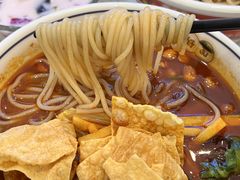 -弘束束柳州深巷螺蛳粉(珠江路店)