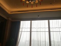 -天津梅江中心皇冠假日酒店