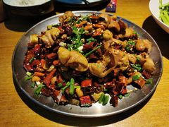 火爆肥肠-胡马八破·川菜小馆(高新万达店)