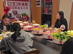 -龍歌自助小火锅(市南金茂湾店)