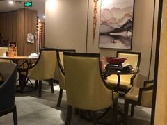 -有红鸡毛店·川菜(建设路店)