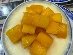 -广信牛奶甜品世家(台东店)