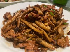 -梁家大院•农家菜(昆山会展中心店)