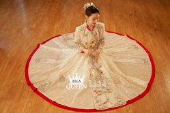 点击看大图 -艾拉·女王婚纱礼服馆