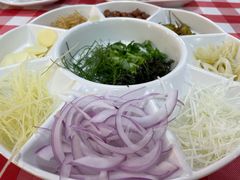 -鹤睦鱼生·啫啫煲·海鲜(保利百合店)