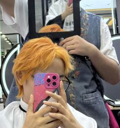 -藤野造型烫染·漂发