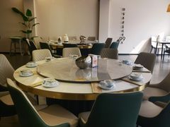 -何适山庄 ·可团建(水长城P2停车场店)