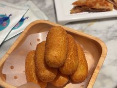 -雀蓝川菜(奥体广场店)