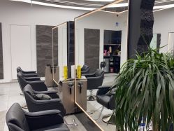 -ON STAR SALON