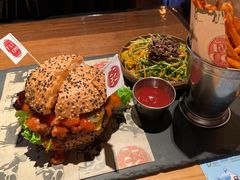 -FAT COW(虹梅路店)