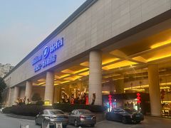 -元一希尔顿酒店·鲜切牛肉火锅禅自助餐厅