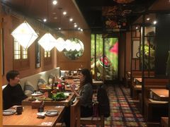 大堂-云海肴·汽锅鸡·云南菜(天山百盛优客店)