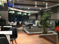 -肯德基(湾畔店)