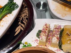 -德兴show鲜·蒸汽海鲜火锅餐厅(格创悦里店)