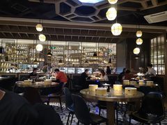 大堂-钱小奴海鲜自助黑金店(杭州滨江龙湖店)