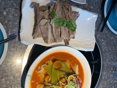 手抓羊肉-马老六清真餐厅(雁滩店)