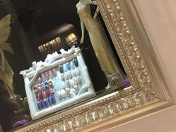 -孔雀手美甲美睫护理