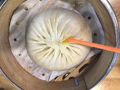 蟹粉汤包-朱洪元苏式面馆(绿宝广场店)