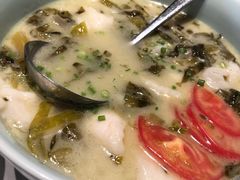 酸菜巴沙鱼-俏江南天津时尚曲艺主题餐厅(马场道店)