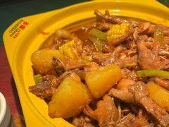 -多嘴超级肉蟹煲(蕾莎店)