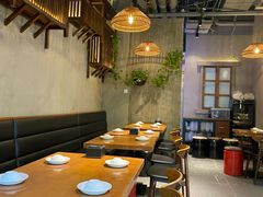 大堂-炉小二铜锅牛蛙•川湘菜(三里屯店)