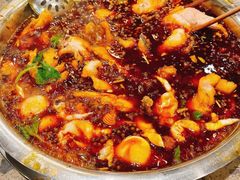 -肖肖酸萝卜鱼火锅(总店)