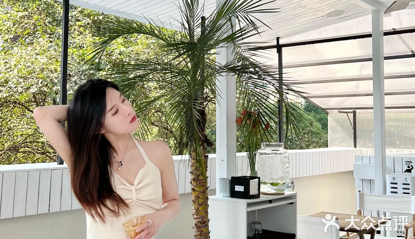 成都新店｜难得市中心有这种海岛风餐厅🏝