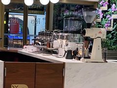 自助取餐区-Peet's Coffee皮爷咖啡(豫园店)