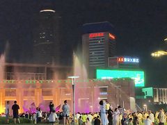 -泉城广场