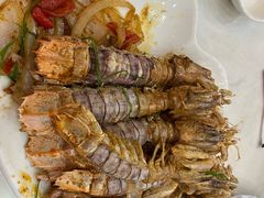 -覃记海鲜美食餐厅