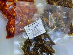 -鑫记婆婆兔·成都特产·兔头手撕兔(太古里店)