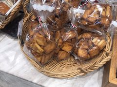 -罗森尼娜(德思勤店)