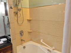 -武汉五月花大酒店(武昌火车站中南路地铁站店)