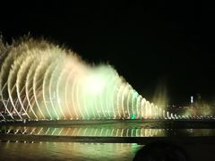 -东港音乐喷泉广场